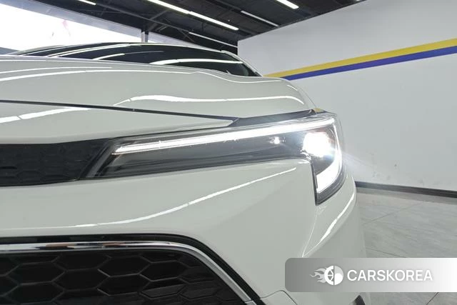 Toyota Levin 2024 Белый из Китая, фото 4