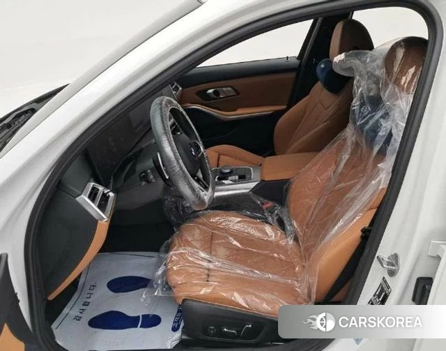 BMW 3 Series (G20) 2025 Белый из Кореи, фото 4