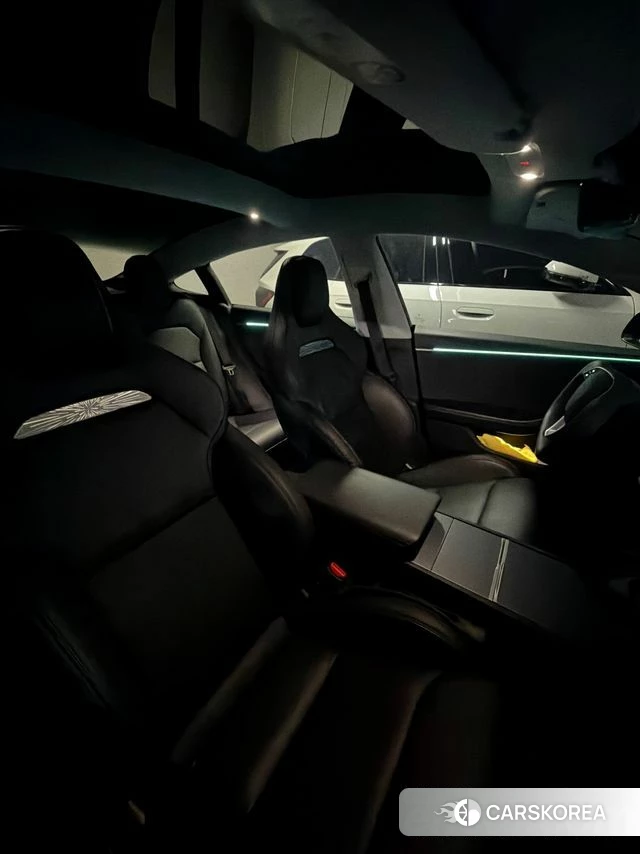 Tesla Model 3 2024 Черный из Кореи, фото 4