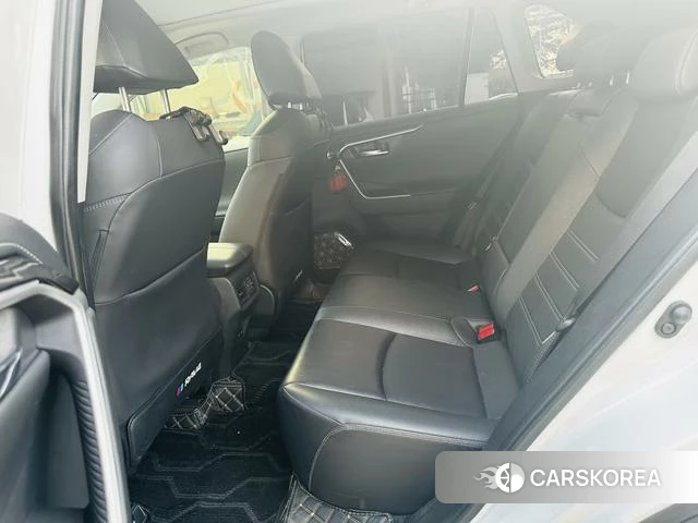 Toyota RAV4 2024 Белый из Китая, фото 4