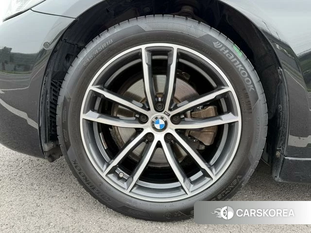BMW 5 series 2021 Черный из Китая, фото 4