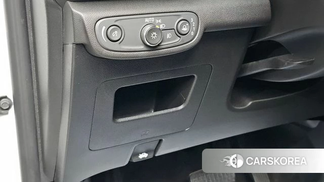 Chevrolet (GM Daewoo) Trailblazer 2021 Белый из Кореи, фото 5