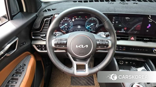 Kia Sportage 5th Generation Hybrid 2023 Белый из Кореи, фото 4