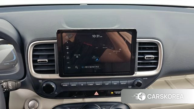 Hyundai Venue 2025 Серебристо-серый из Кореи, фото 4