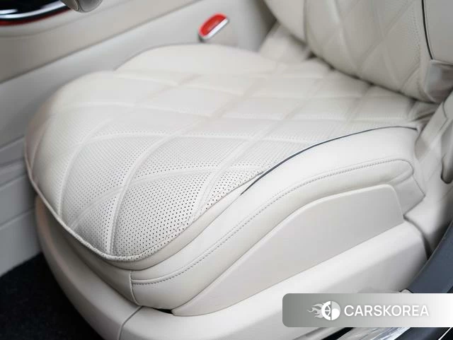 Mercedes-Benz Maybach S-Class 2025 Черный из Китая, фото 4