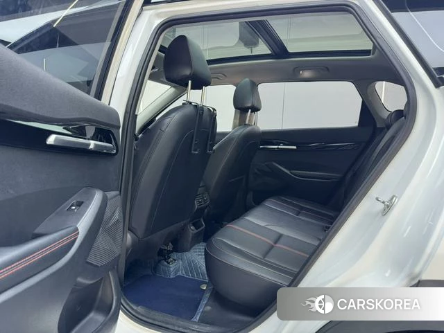 Kia KX3 2021 Белый из Китая, фото 4