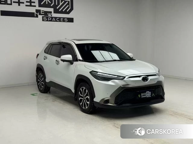 Toyota Frontlander 2023 Белый из Китая, фото 4