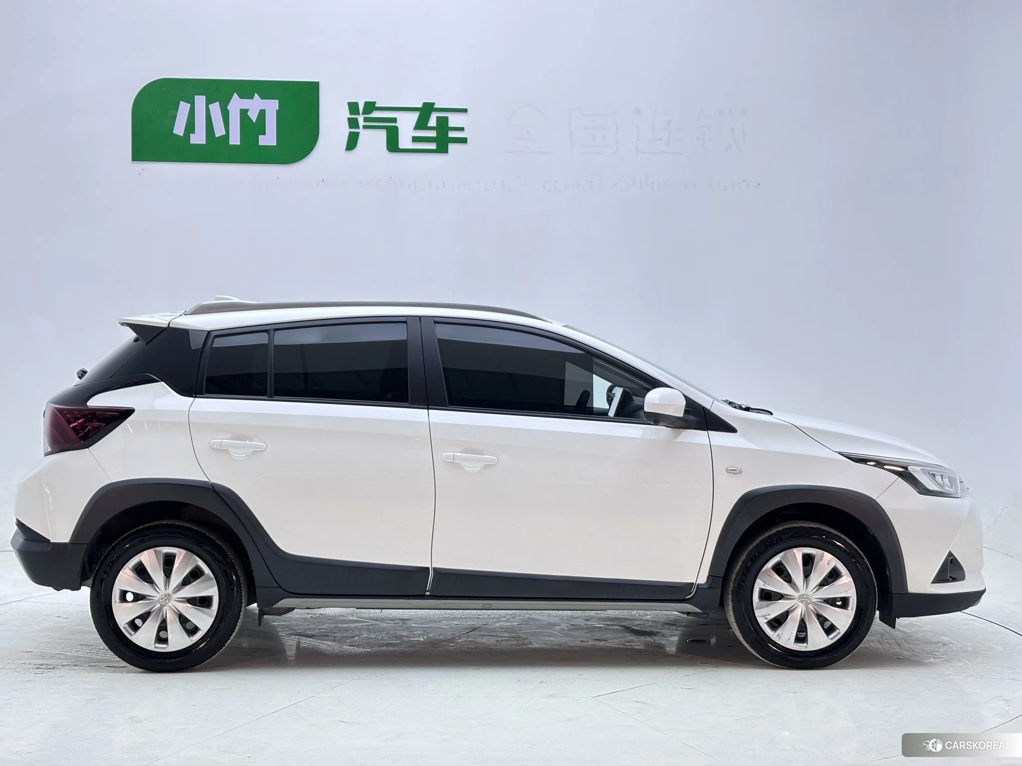 Toyota Yaris L 2021 Белый из Китая, фото 4