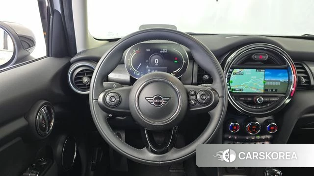 Mini Cooper 2020 Серебряный из Кореи, фото 4