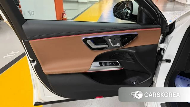 Mercedes-Benz E-Class W214 2026 Белый из Кореи, фото 4