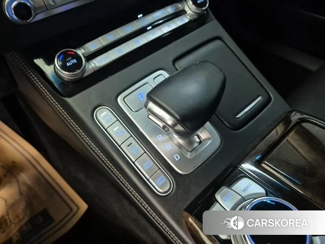Genesis G90 id 4959193 из Кореи 4