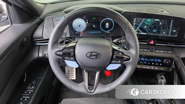 Hyundai The New Avante (CN7) 2024 Серебристо-серый из Кореи, фото 4