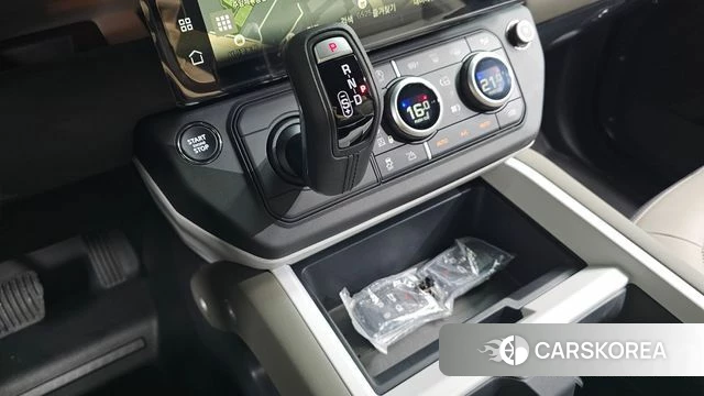 Land Rover Defender (L663) 2026 Черный из Кореи, фото 4