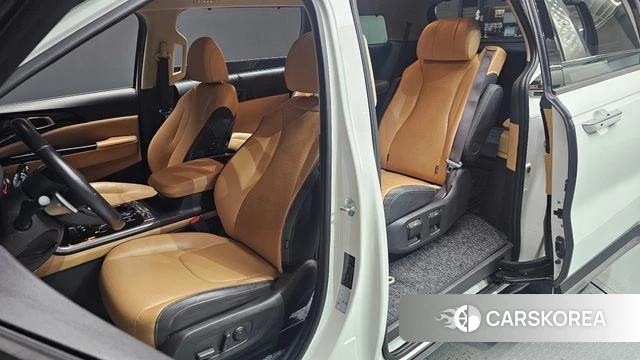 Kia Carnival 4th generation 2022 Белый из Кореи, фото 4