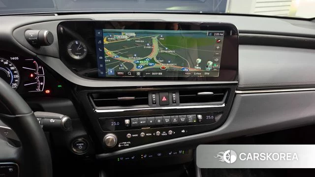 Lexus ES300h 7th generation 2023 Черный из Кореи, фото 4