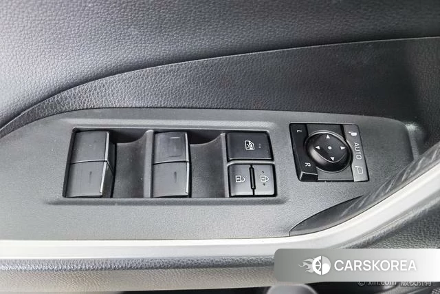 Toyota Wildlander 2023 Белый из Китая, фото 4