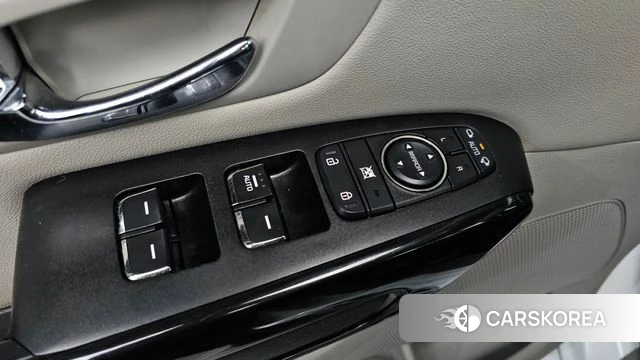 Kia The New Carnival 2019 Белый из Кореи, фото 4