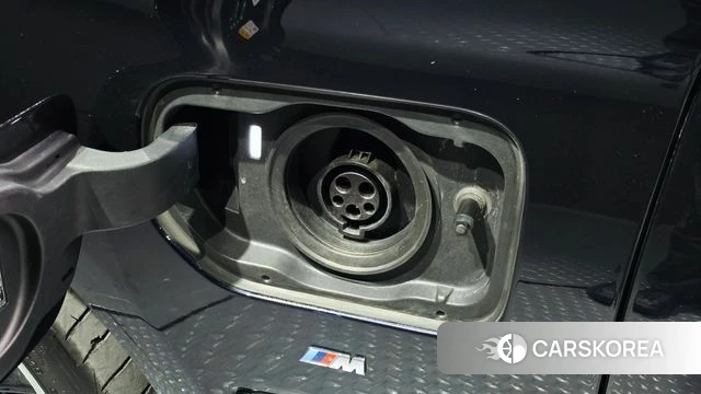 BMW 5 Series (G30) 2023 Черный из Кореи, фото 4