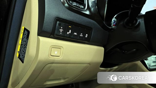 Kia The New Carnival 2018 Черный из Кореи, фото 4