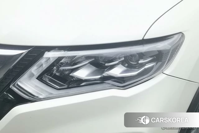 Nissan X-Trail 2020 Белый из Китая, фото 5