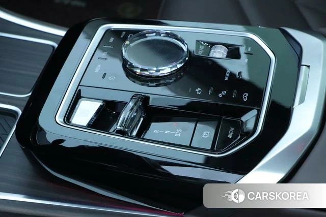 BMW 7 series 2023 Черный из Китая, фото 5