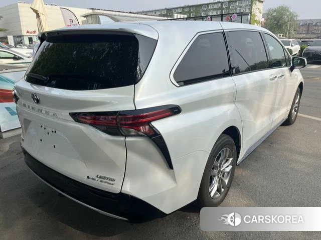 Toyota Sienna 2024 Белый из Китая, фото 5