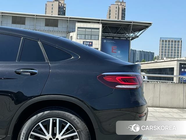 Mercedes-Benz GLC 2021 Черный из Китая, фото 5