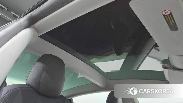 Tesla Model 3 2022 Белый из Кореи, фото 5