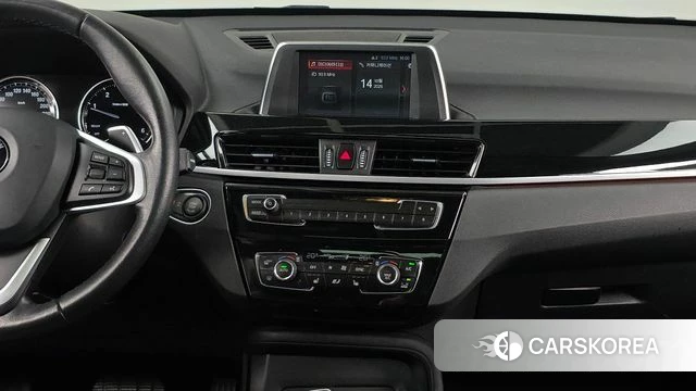 BMW X1 (F48) 2019 Белый из Кореи, фото 5