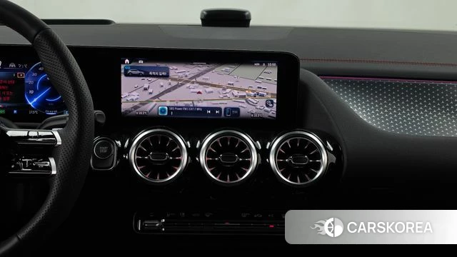 Mercedes-Benz EQA H243 2025 Белый из Кореи, фото 5