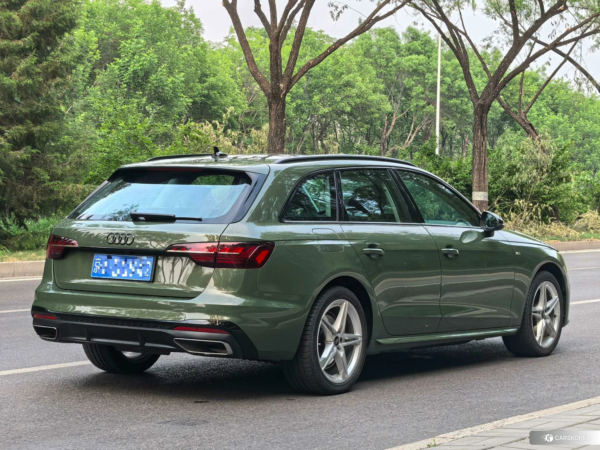 Audi A4L 2022 Зеленый из Китая, фото 5