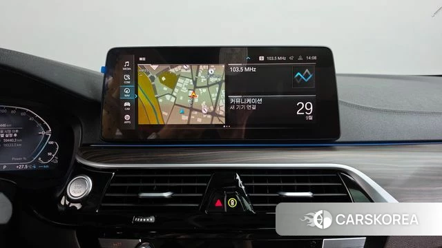 BMW 5 Series (G30) 2022 Черный из Кореи, фото 5