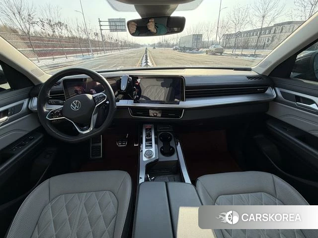 Volkswagen Tavendor 2024 Черный из Китая, фото 5