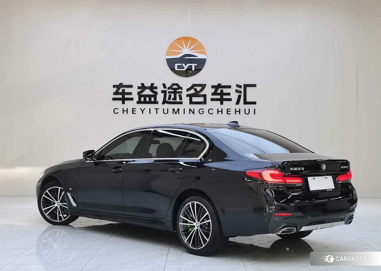 BMW 5 series 2021 Черный из Китая, фото 5