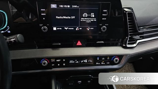 Kia Sportage 5th Generation Hybrid 2022 Белый из Кореи, фото 5