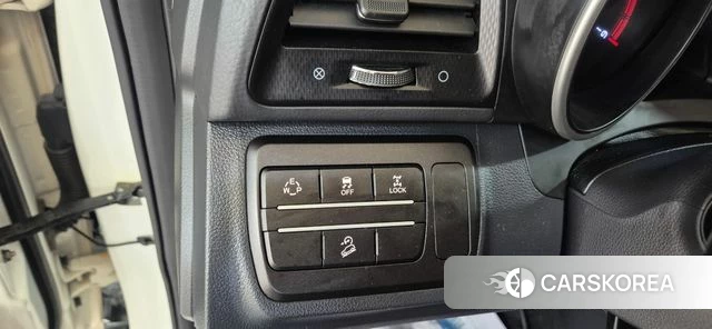 Ssangyong Tivoli Air 2018 Белый из Кореи, фото 5