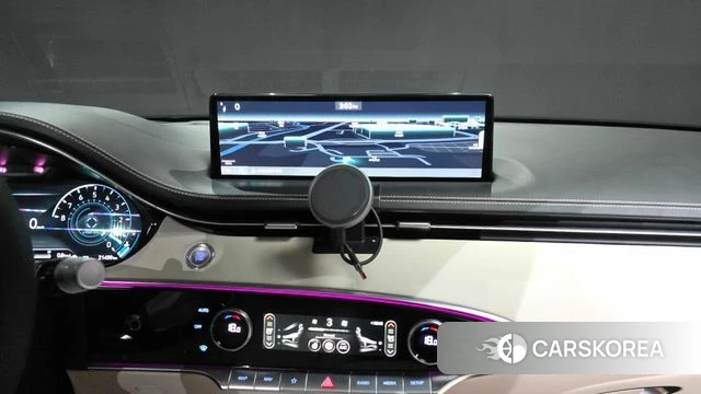 Genesis GV70 2023 Красный из Кореи, фото 5