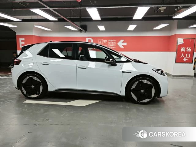 Volkswagen ID.3 2022 Белый из Китая, фото 5