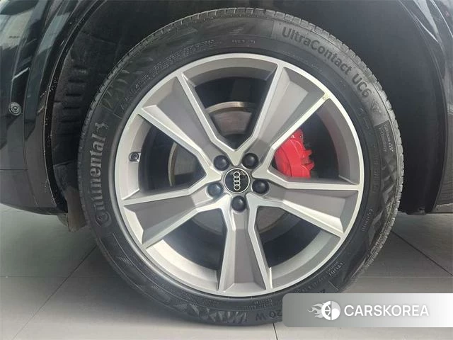 Audi Q5L 2023 Черный из Китая, фото 5