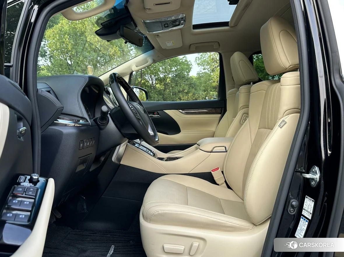 Toyota Alphard 2020 Черный из Китая, фото 5
