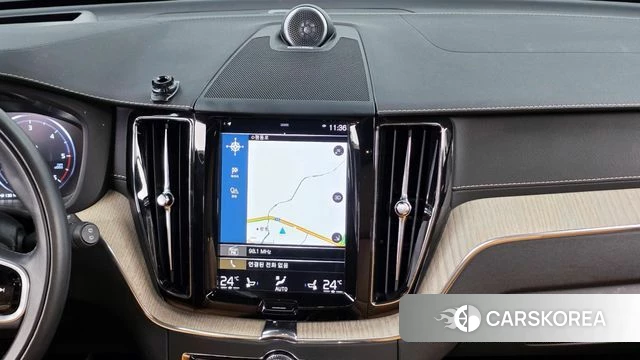 Volvo XC60 second Generation 2020 Белый из Кореи, фото 5