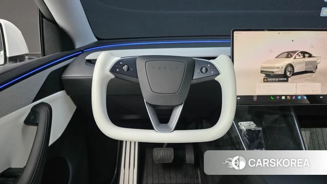 Tesla Model Y 2025 Белый из Кореи, фото 5