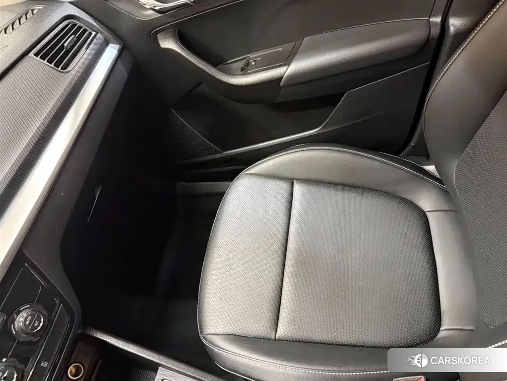 Skoda Kamiq 2022 Белый из Китая, фото 6