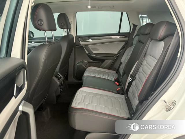 Volkswagen Tayron 2023 Белый из Китая, фото 5