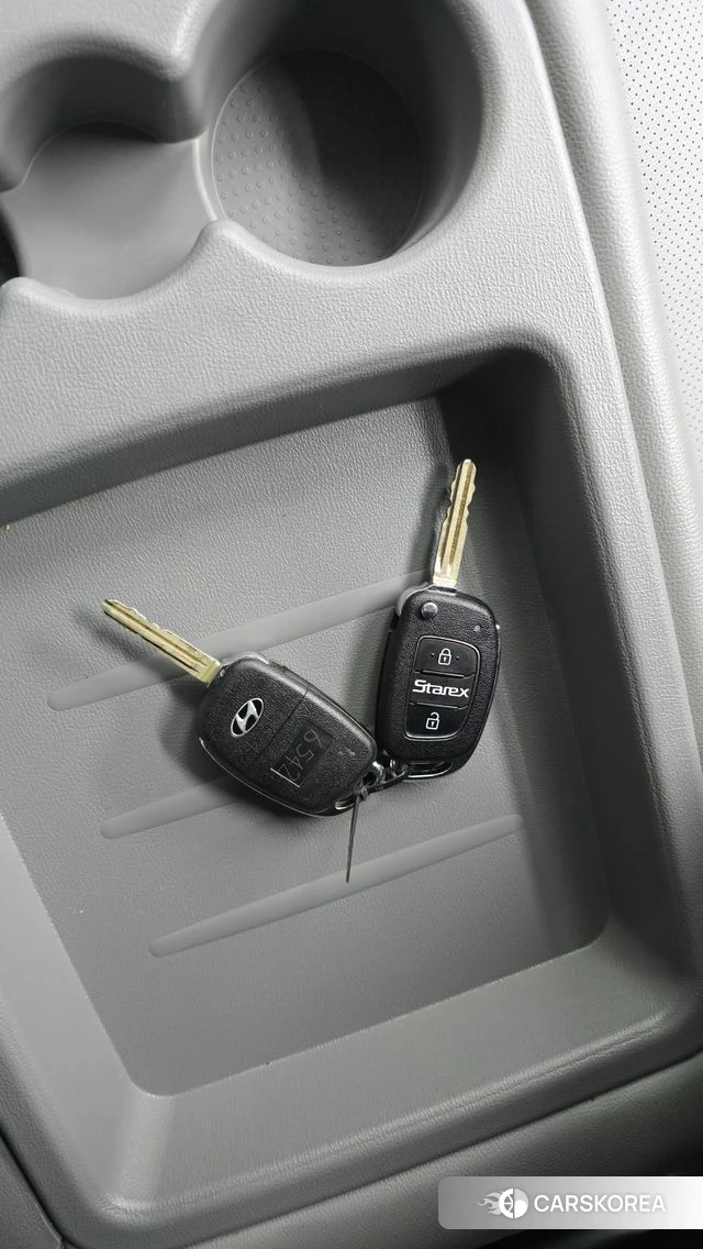 Hyundai The New Grand Starex 2021 Серебряный из Кореи, фото 5