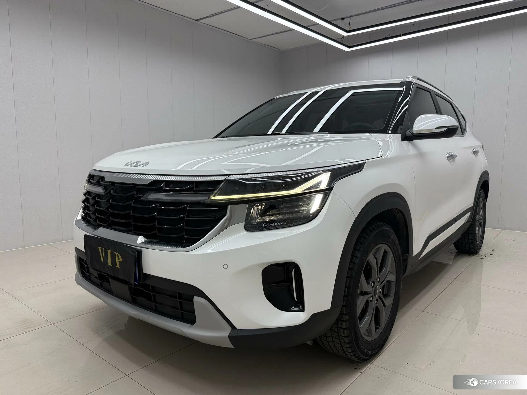 Kia Seltos 2023 Белый из Китая, фото 5