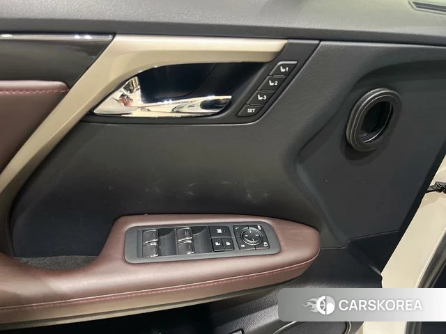 Lexus RX 2021 Белый из Китая, фото 5