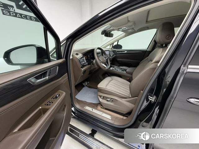 Volkswagen Viloran 2024 Черный из Китая, фото 5