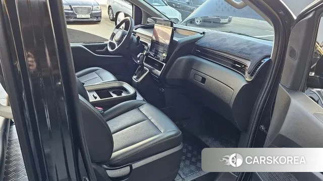 Hyundai Staria 2021 Черный из Кореи, фото 5