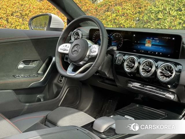 Mercedes-Benz CLA 2023 Белый из Китая, фото 5